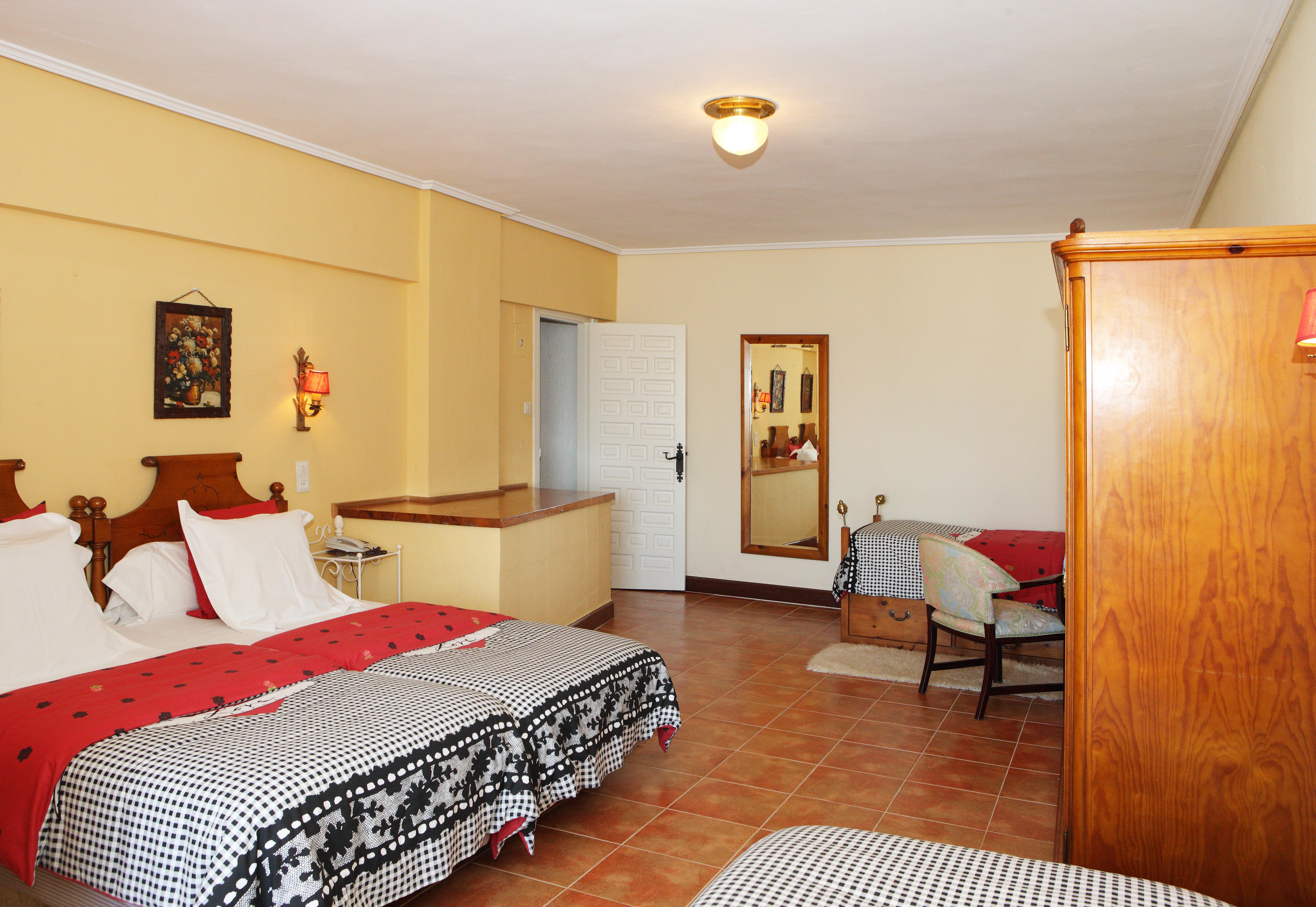 Hotel Risco Laredo Exteriér fotografie